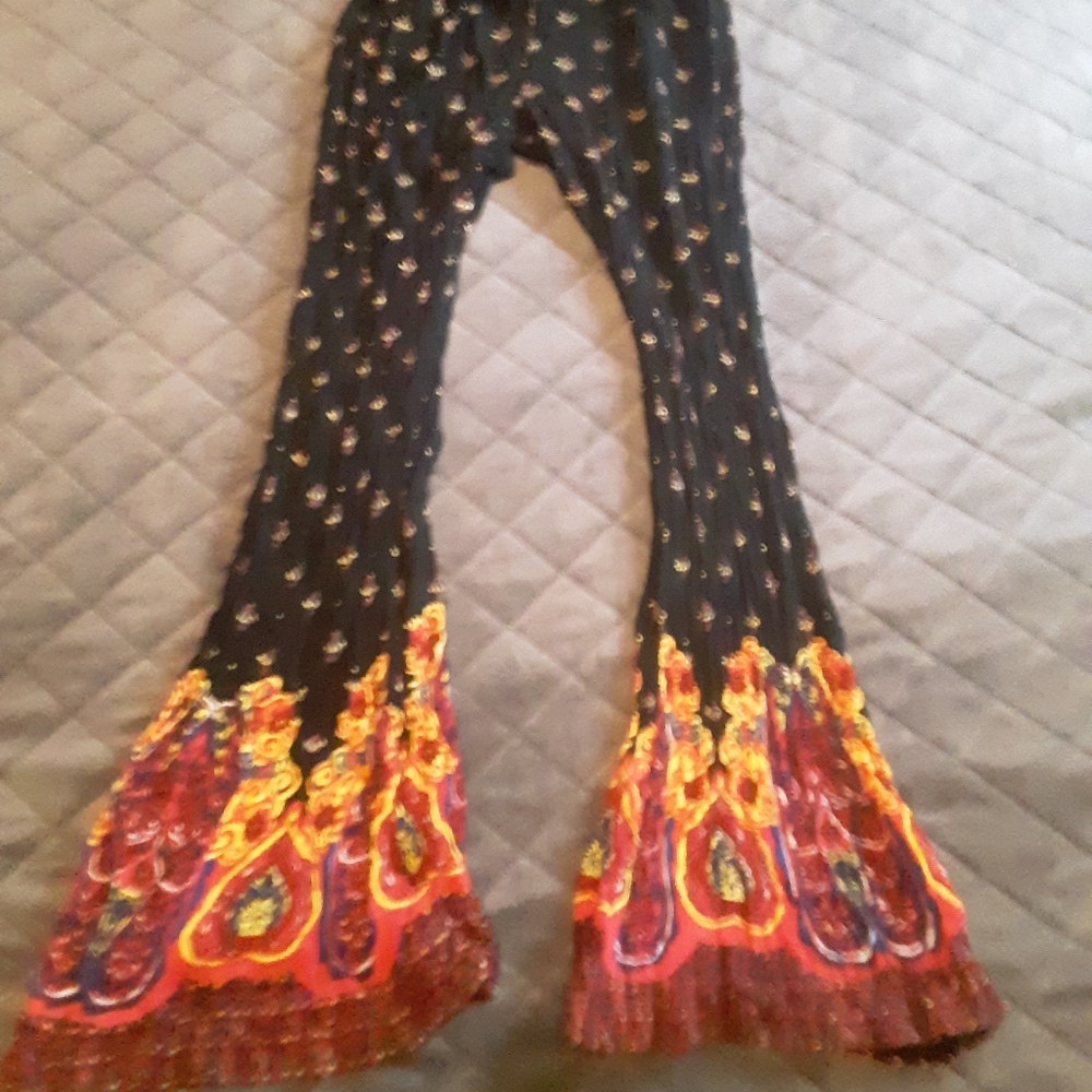 Angie Size medium hippy pants!